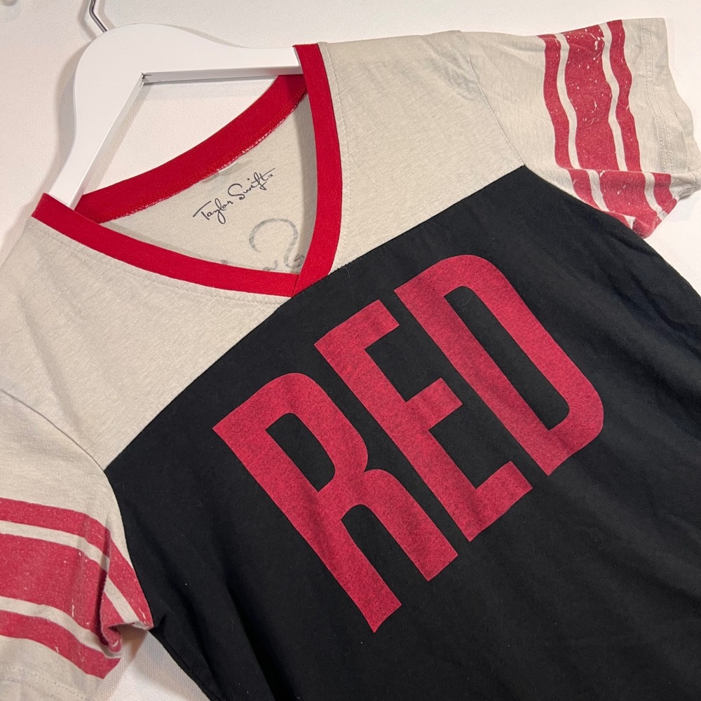 Taylor Swift Red T-Shirt Cotton Colorblock Varsity 13 Graphic Concert Tee Y2K